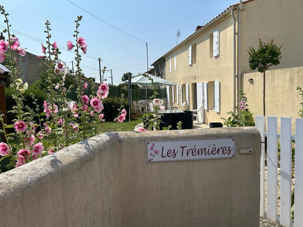 Le ThouLes Tremieres别墅 外观 照片
